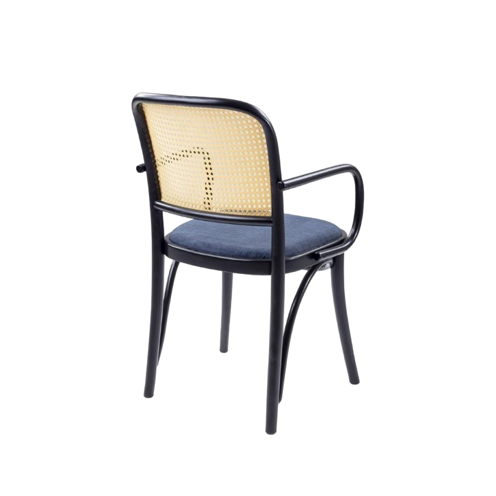 Need restaurant furniture in france?